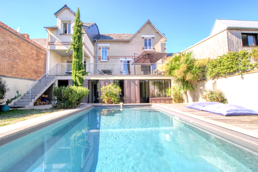 Maison 8 pièces 200 m² · à Rennes · 200 m² · 1 280 000 €